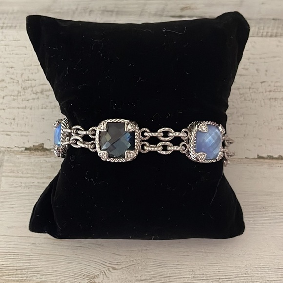 Beautiful Judith Ripka Silver Hematite Doublet Diamonique Toggle Bracelet. - Picture 1 of 8